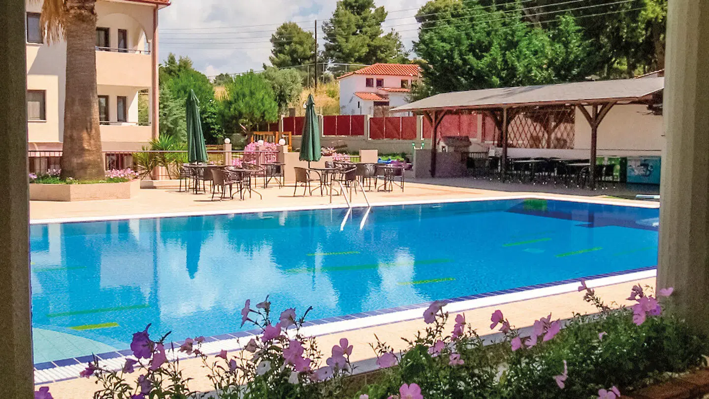 Amari Studios & Appartements OUTDOOR_POOL