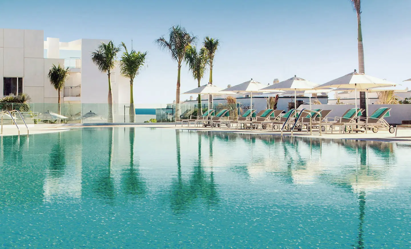 Lava Beach OUTDOOR_POOL