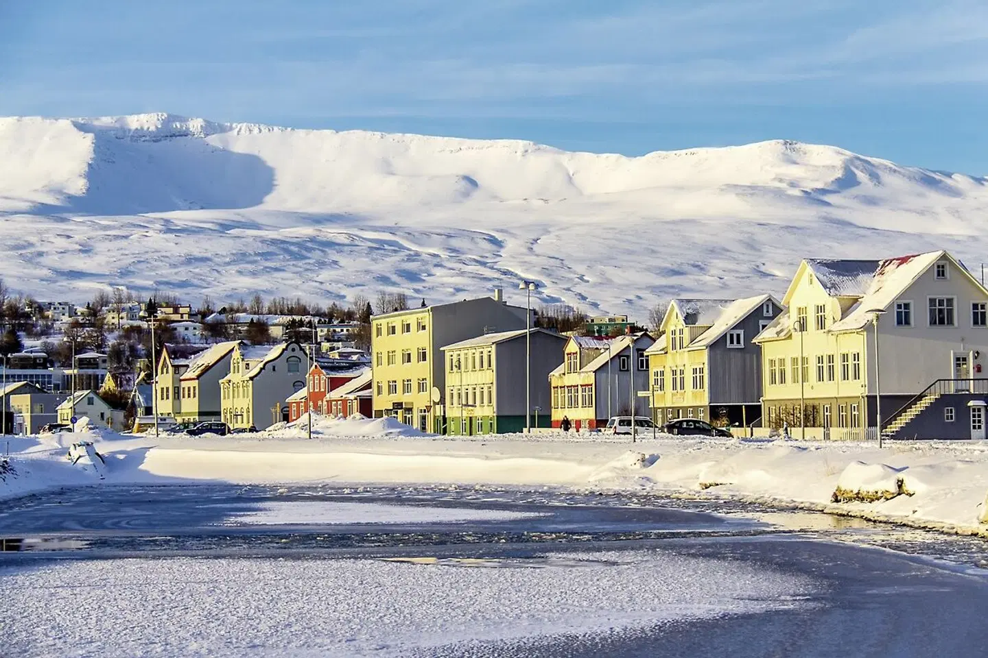Winterliche Höhepunkte rund um Akureyri Strand