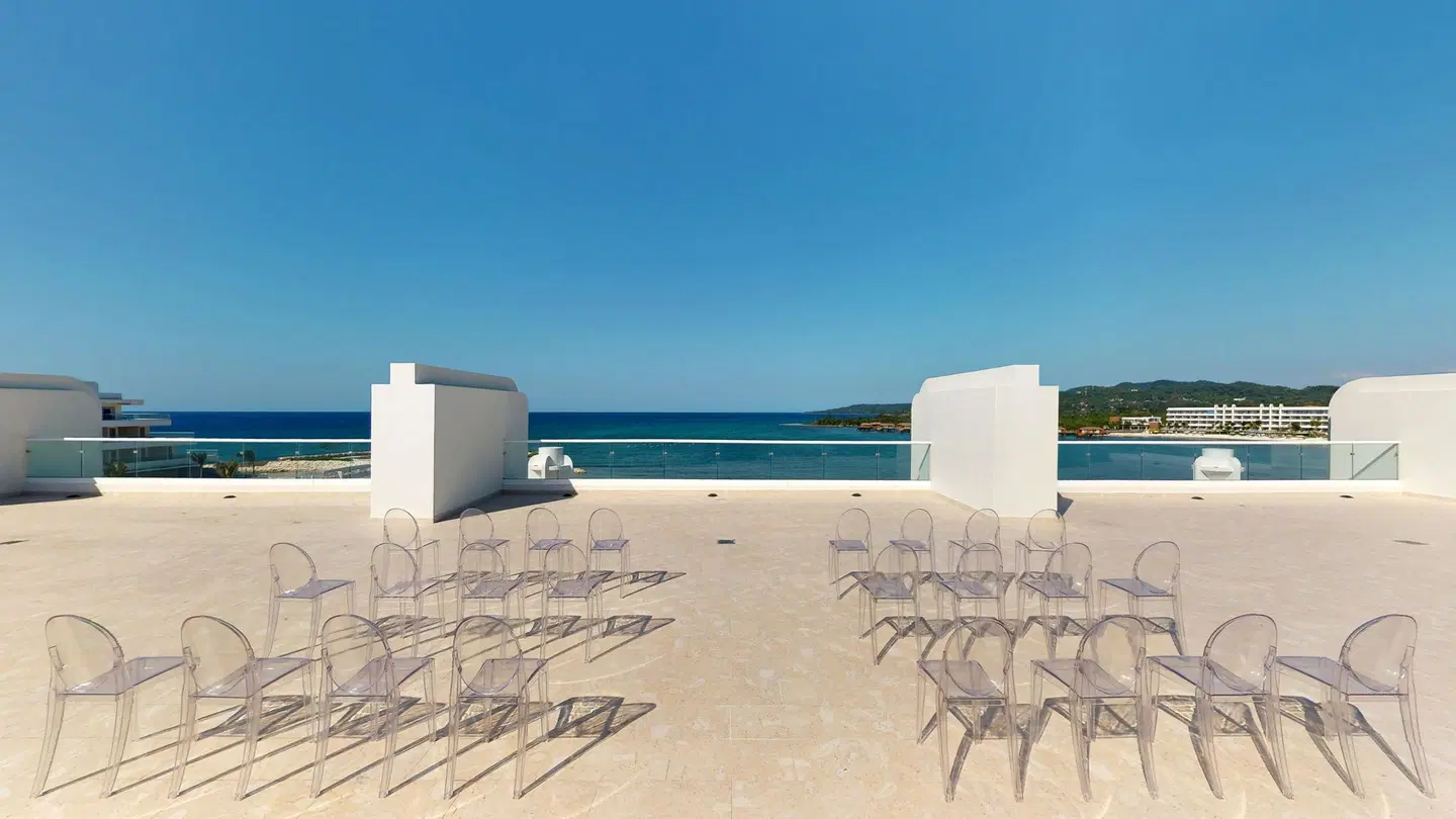 Princess Senses the Mangrove BEACH