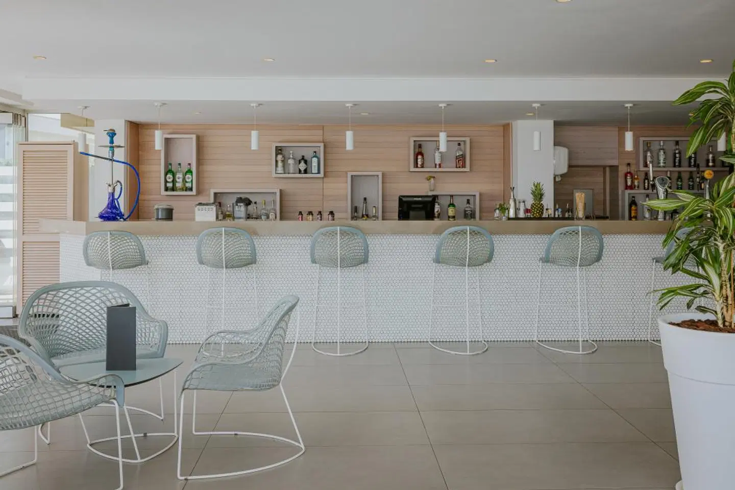 Tasia Maris Sands Bar