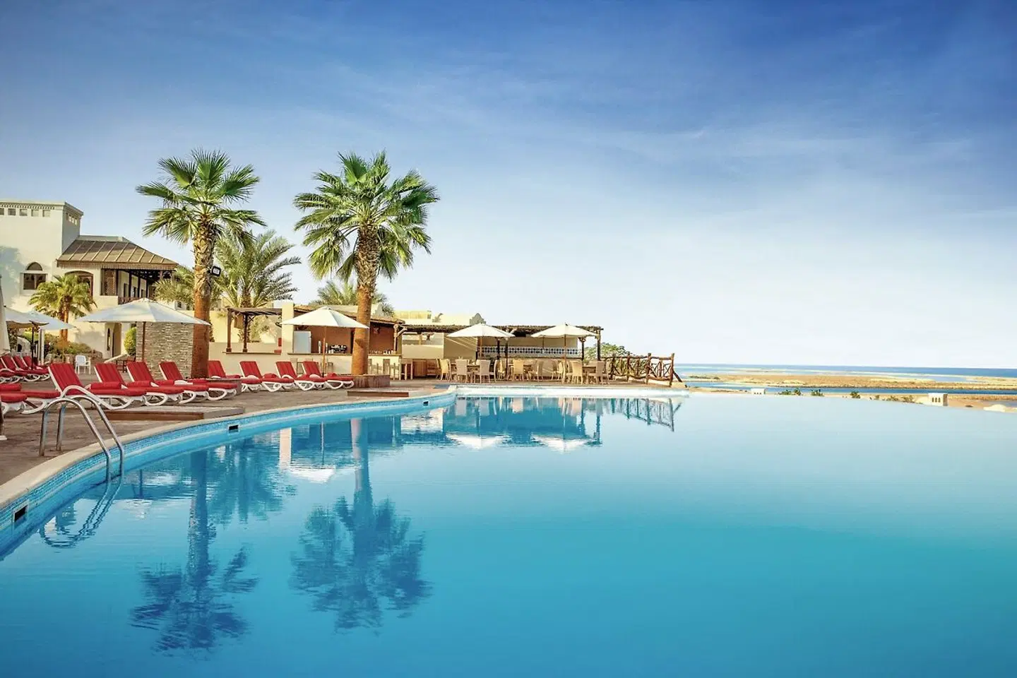 The Cove Rotana Resort OUTDOOR_POOL