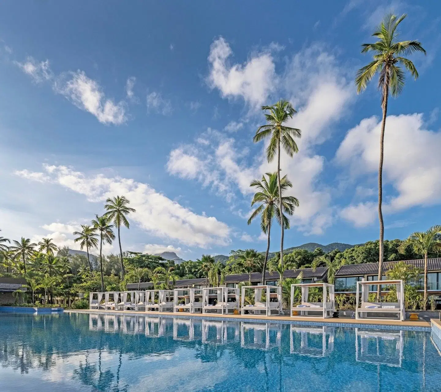 Avani+ Barbarons Seychelles OUTDOOR_POOL