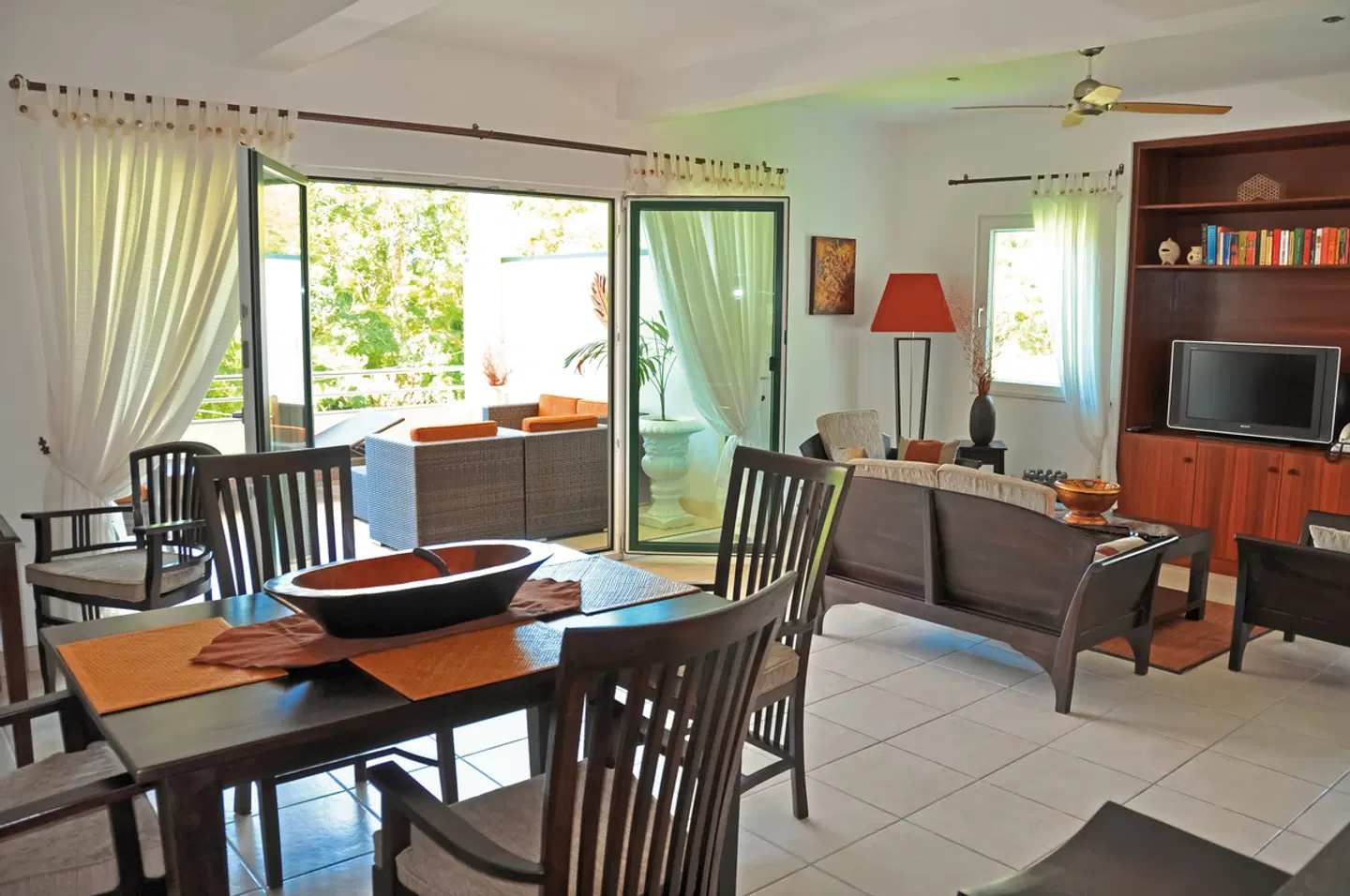 Hanneman Holiday Residence Bar