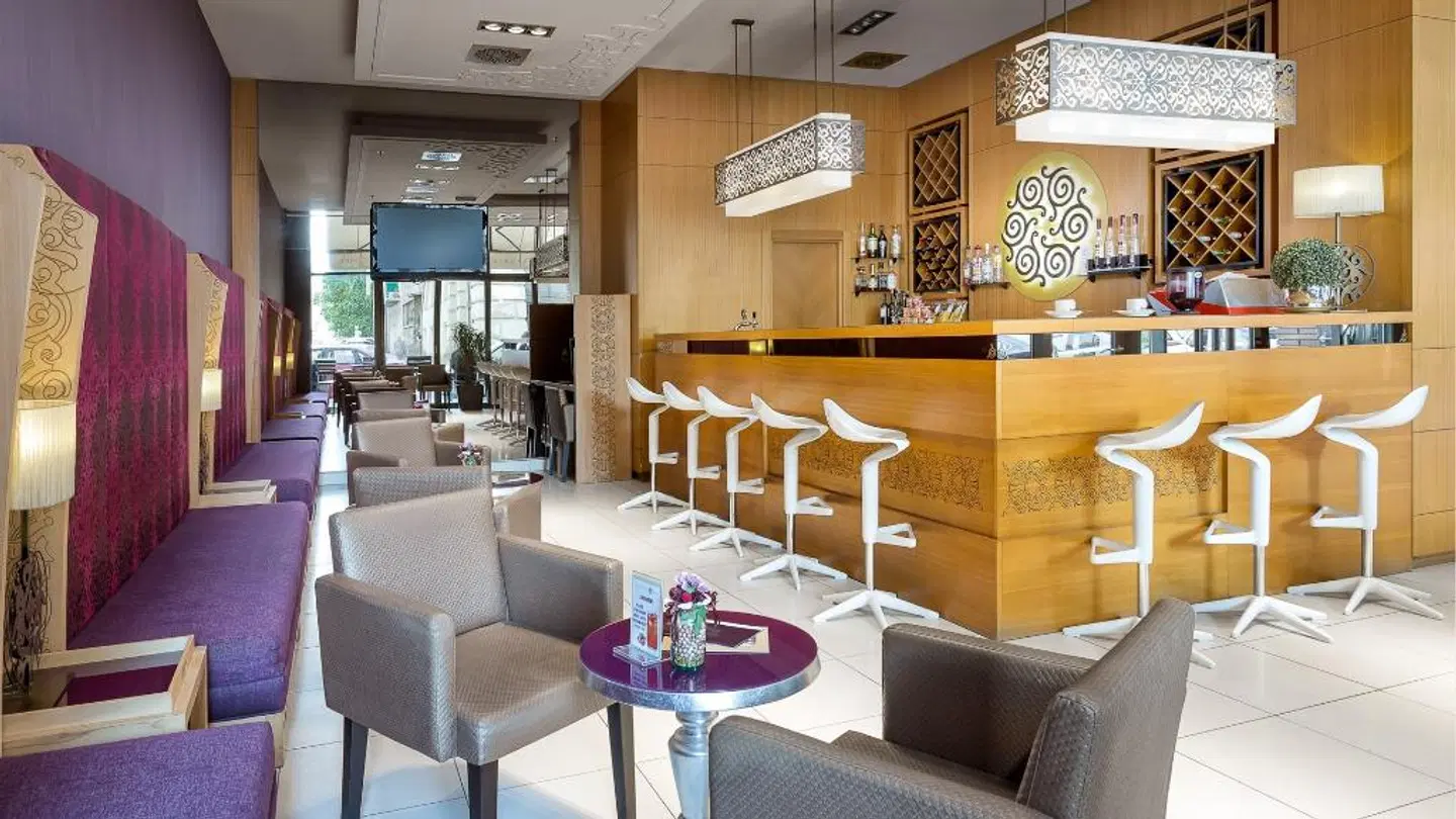 Marmara Hotel Budapest Bar
