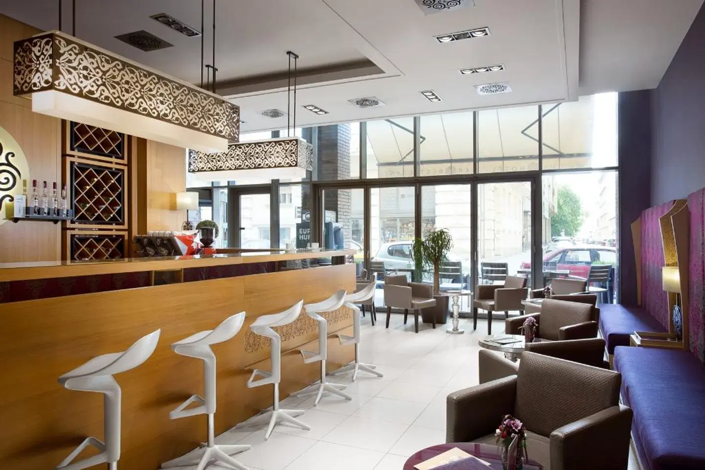 Marmara Hotel Budapest Bar