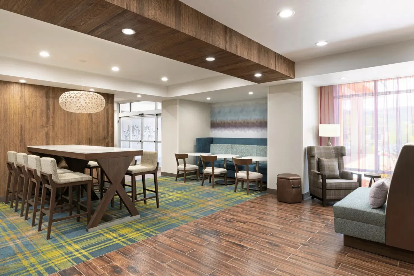 Hampton Inn Oakhurst-Yosemite BAR