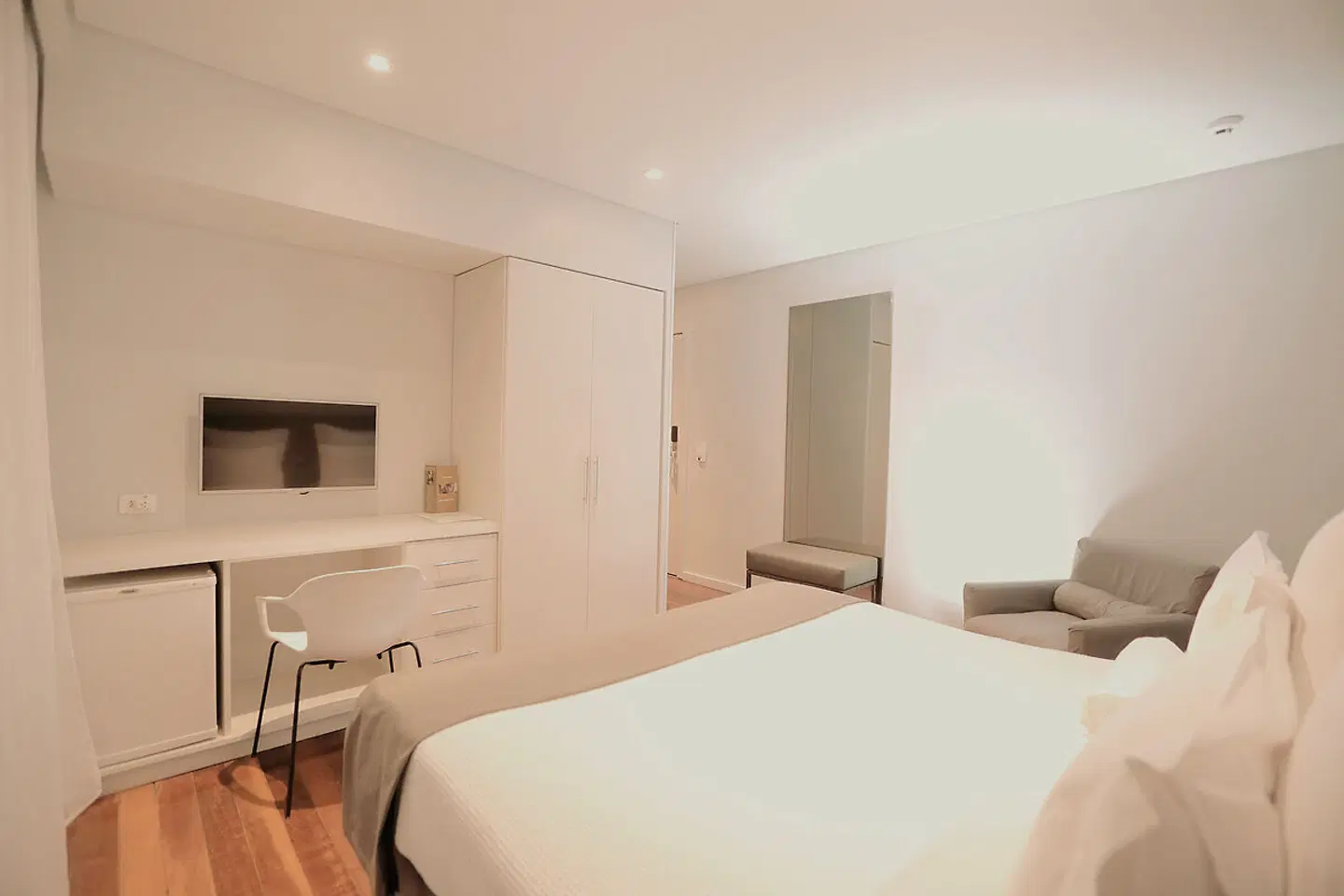 Sanma Hotel ROOM_EXAMPLE