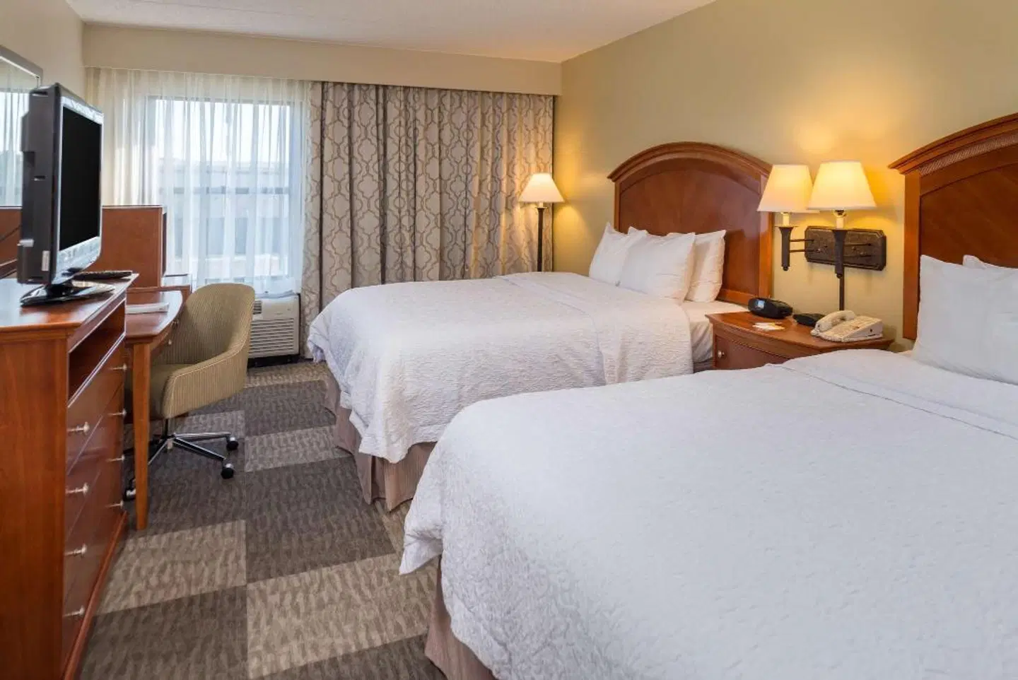 Hampton Inn San Antonio-Northwoods ROOM_EXAMPLE