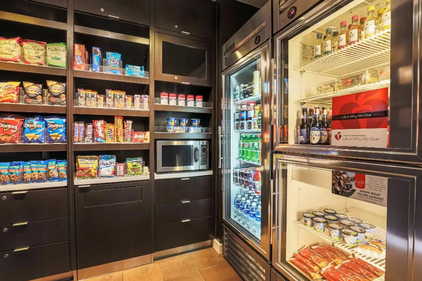 Courtyard by Marriott Austin Airport BAR