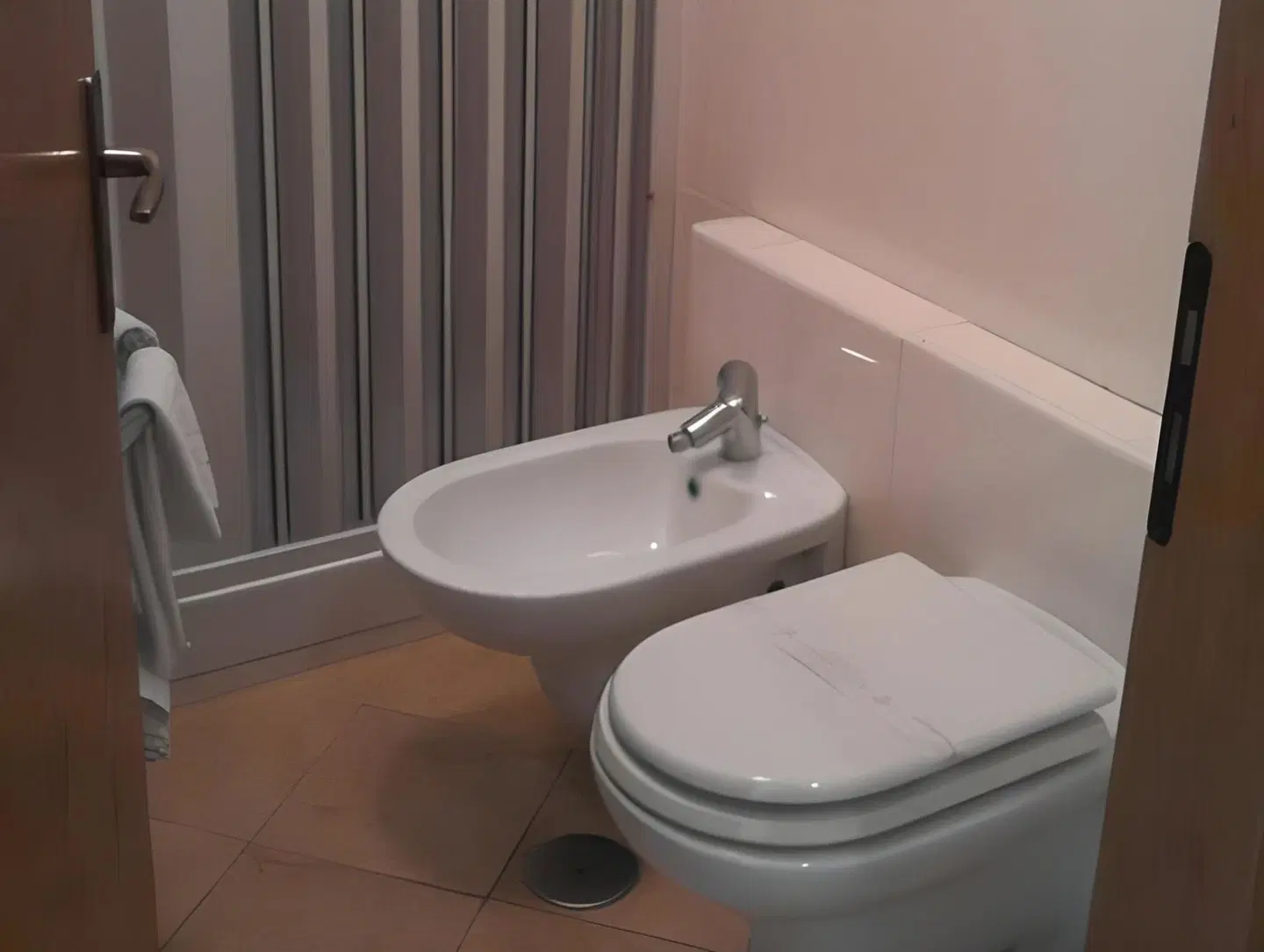 Albergo Del Pino BATHROOM