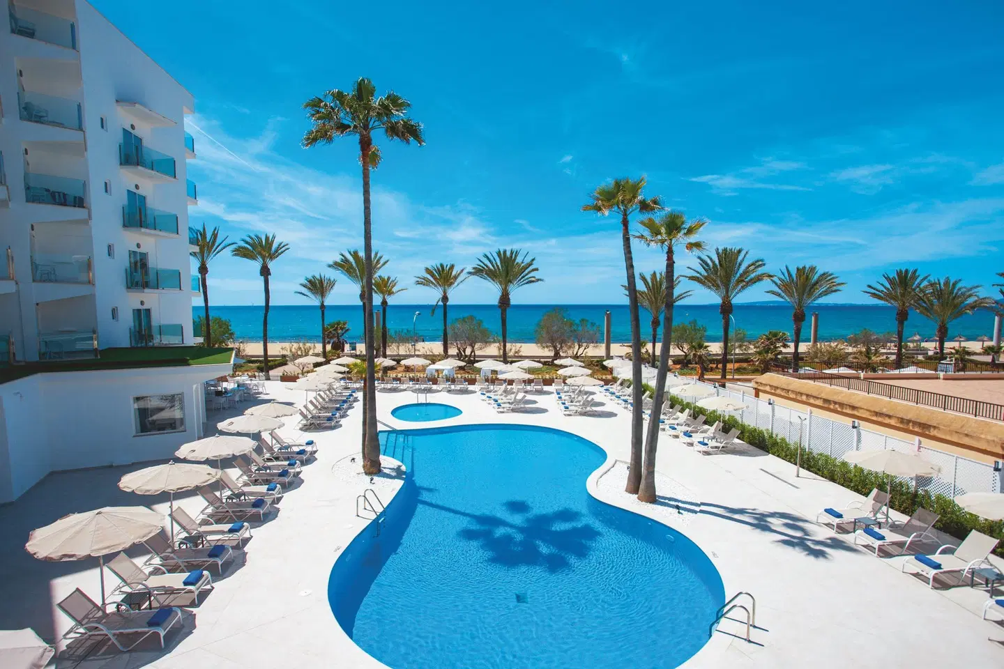 HSM Golden Playa OUTDOOR_POOL