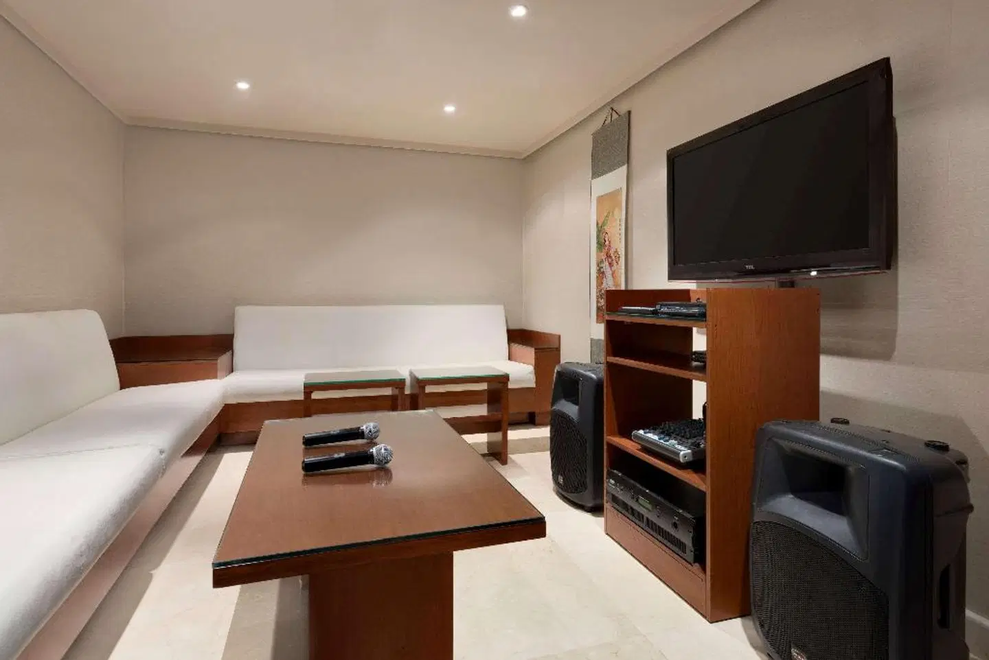 Ramada Abu Dhabi Downtown ROOM_EXAMPLE