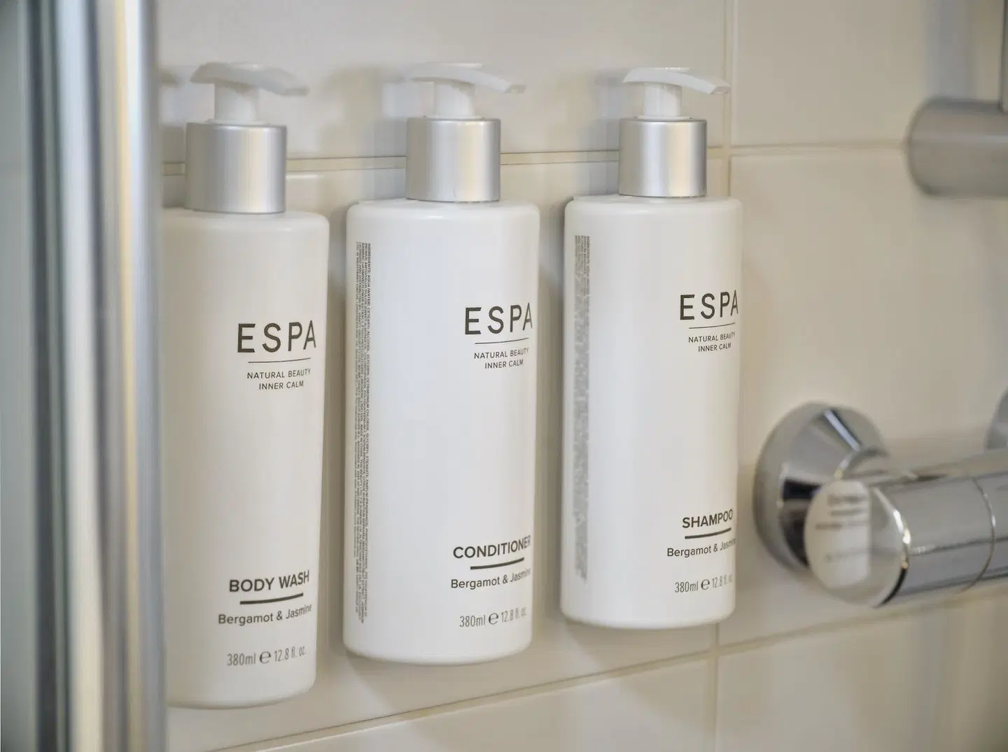 Park Plaza County Hall BATHROOM