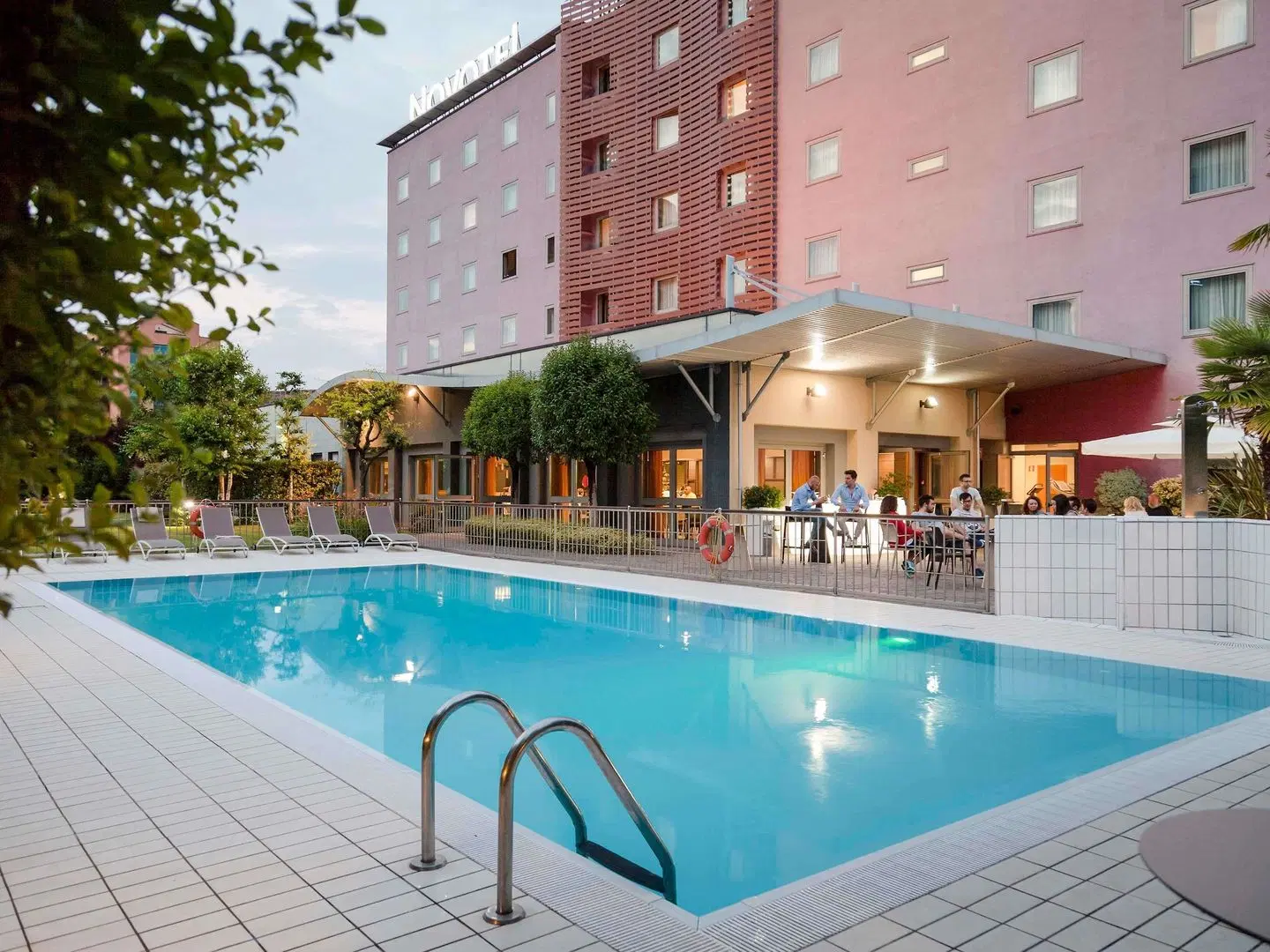 Novotel Brescia 2 OUTDOOR_POOL