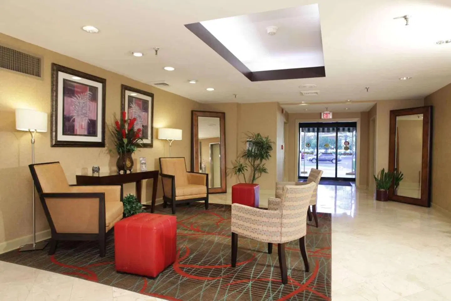 Wyndham Garden Jacksonville LOUNGE_LOBBY
