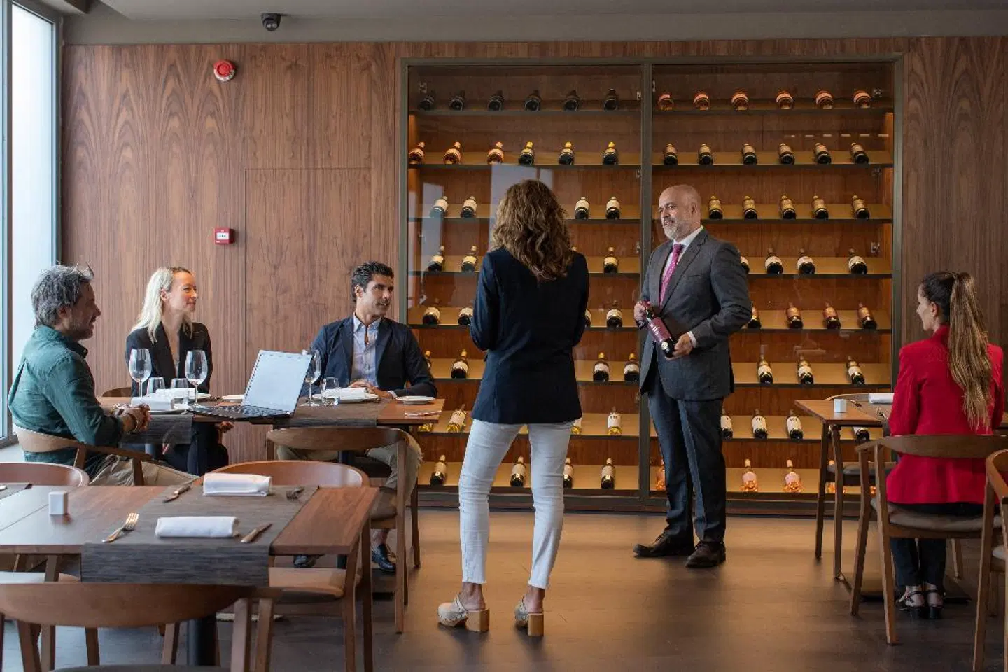 BAH Barcelona Airport Hotel PEOPLE