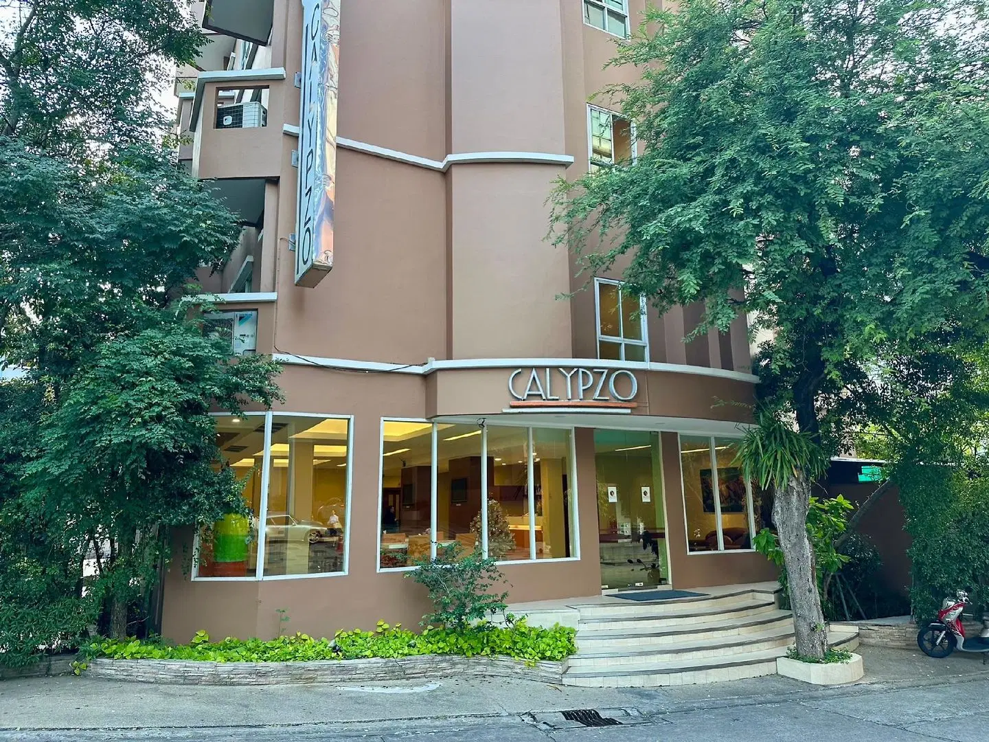 Calypzo Bangkok EXTERIOR