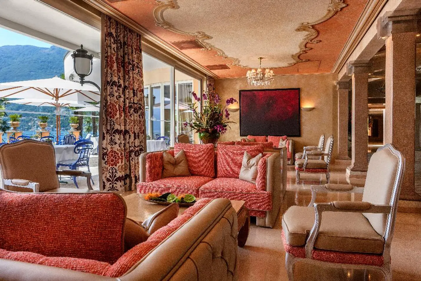 Eden Roc LOUNGE_LOBBY