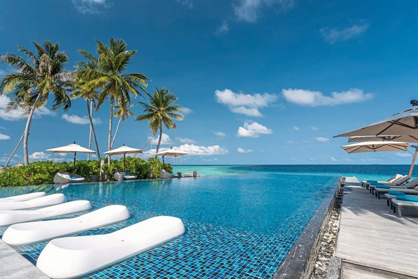 Fushifaru Maldives OUTDOOR_POOL