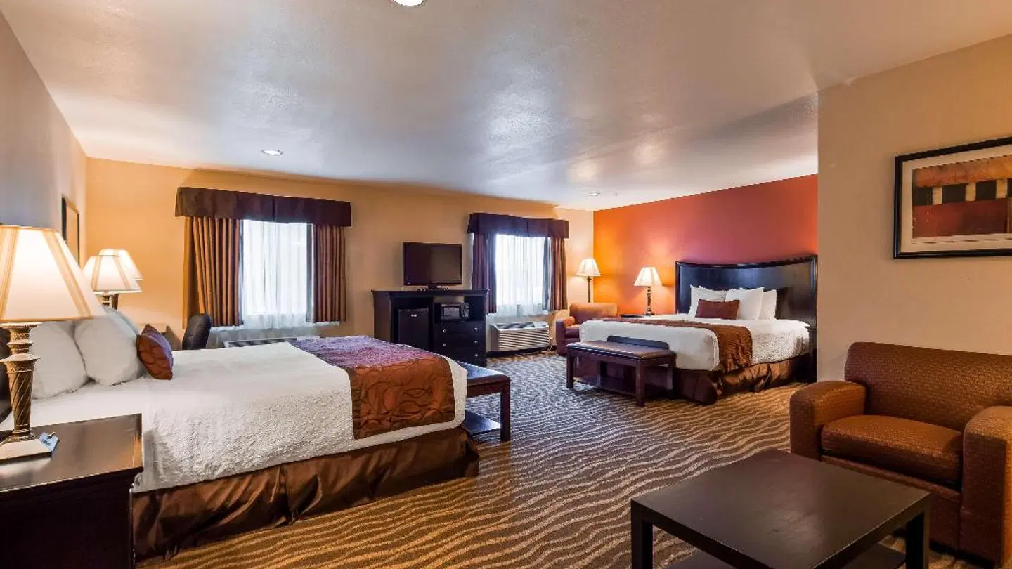 Best Western PLUS Corning Inn ROOM_EXAMPLE