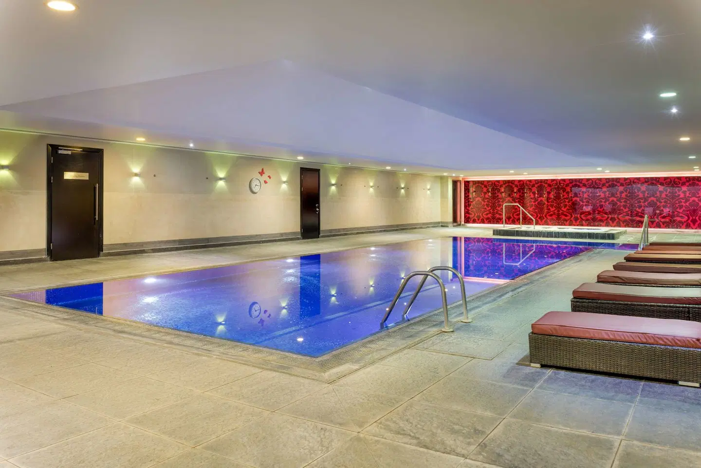 Hilton London Syon Park Hallenbad