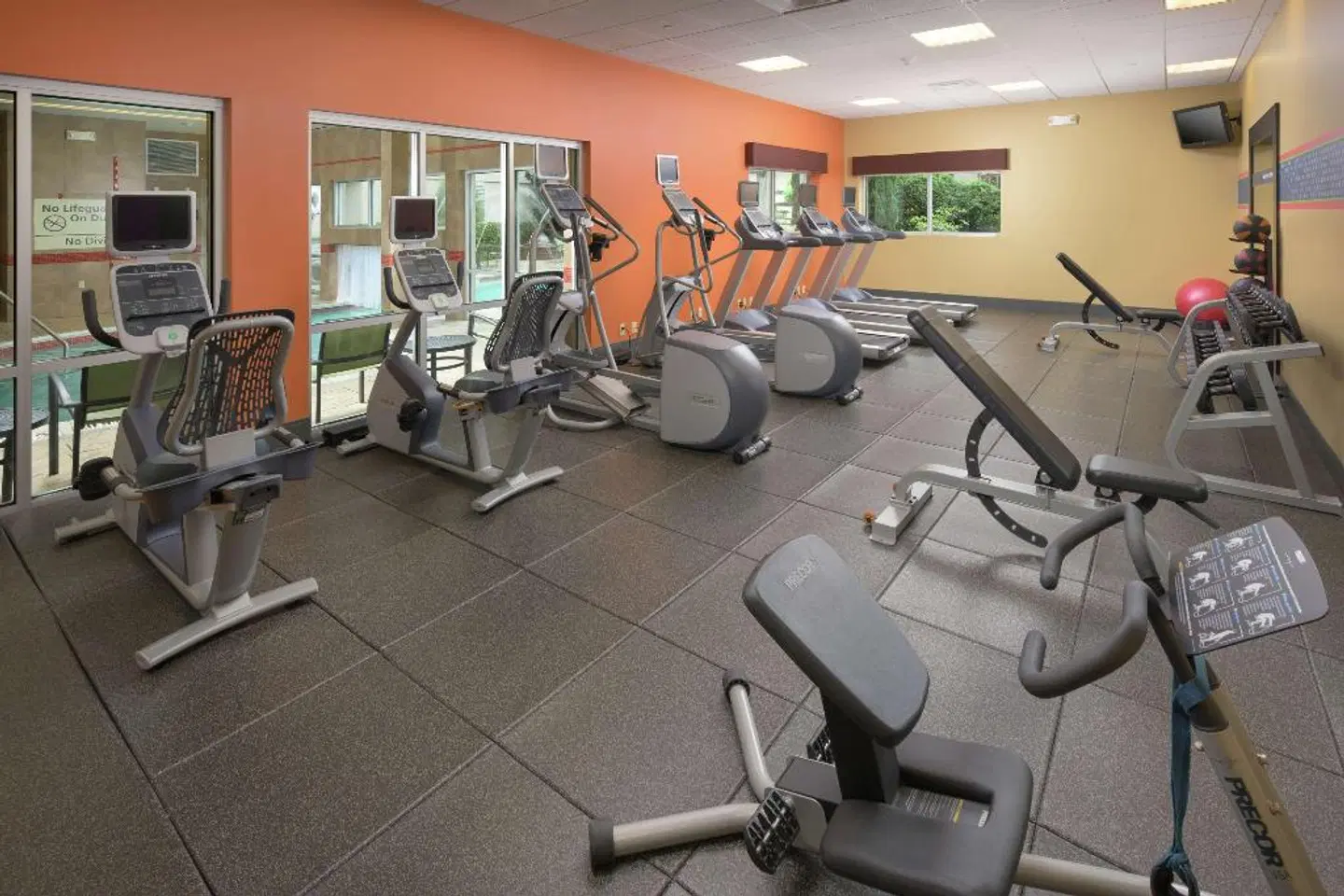 Hampton Inn & Suites Chattanooga/Downtown SPORTS_AND_LEISURE