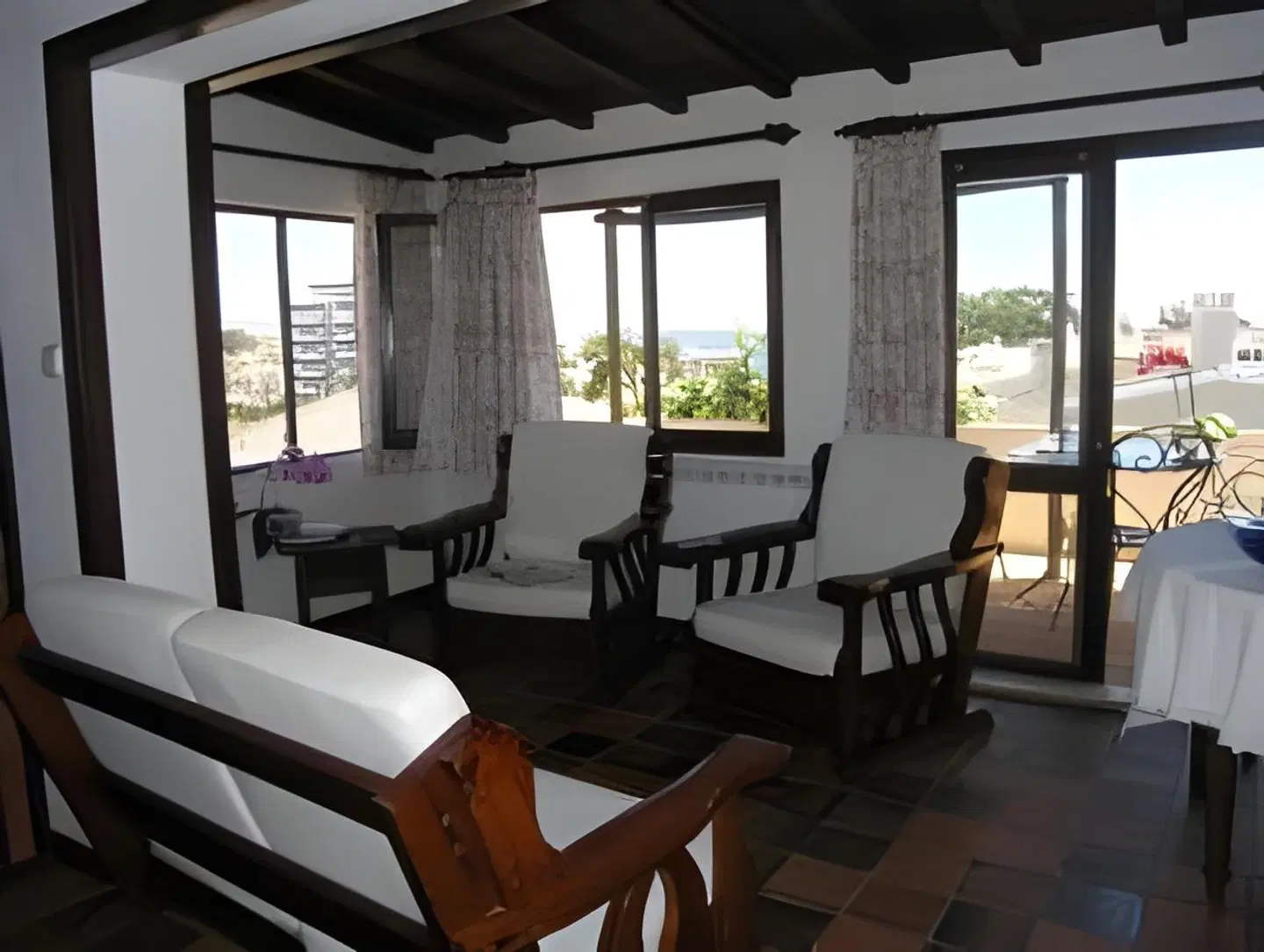 Uma Casa a Beira Sol ROOM_EXAMPLE