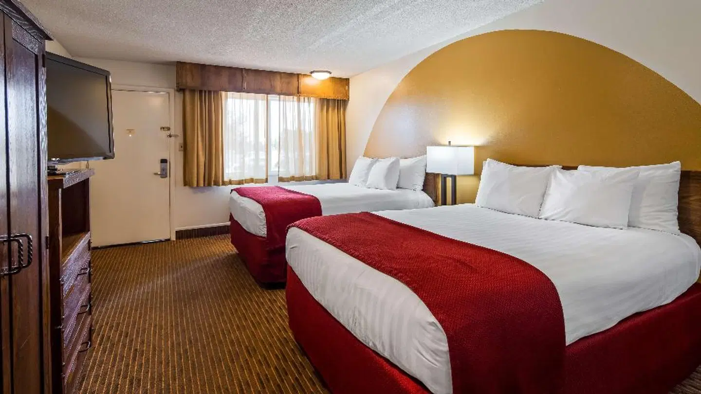 Best Western Paradise Inn & Resort ROOM_EXAMPLE