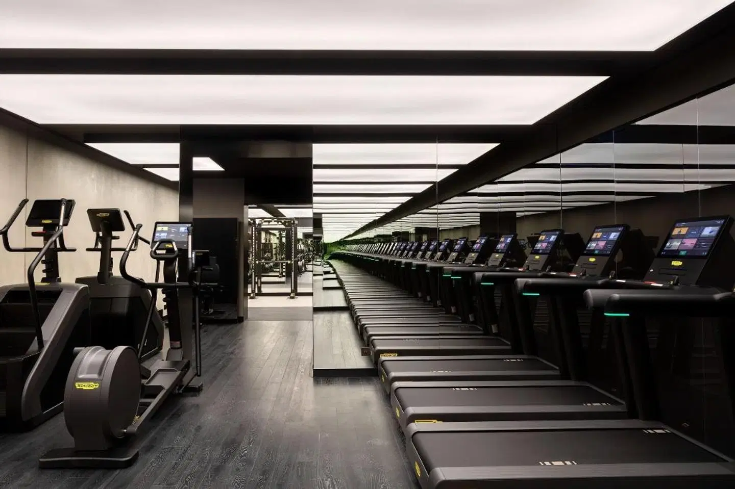 Dorothea Hotel, Budapest, Autograph Collection SPORTS_AND_LEISURE