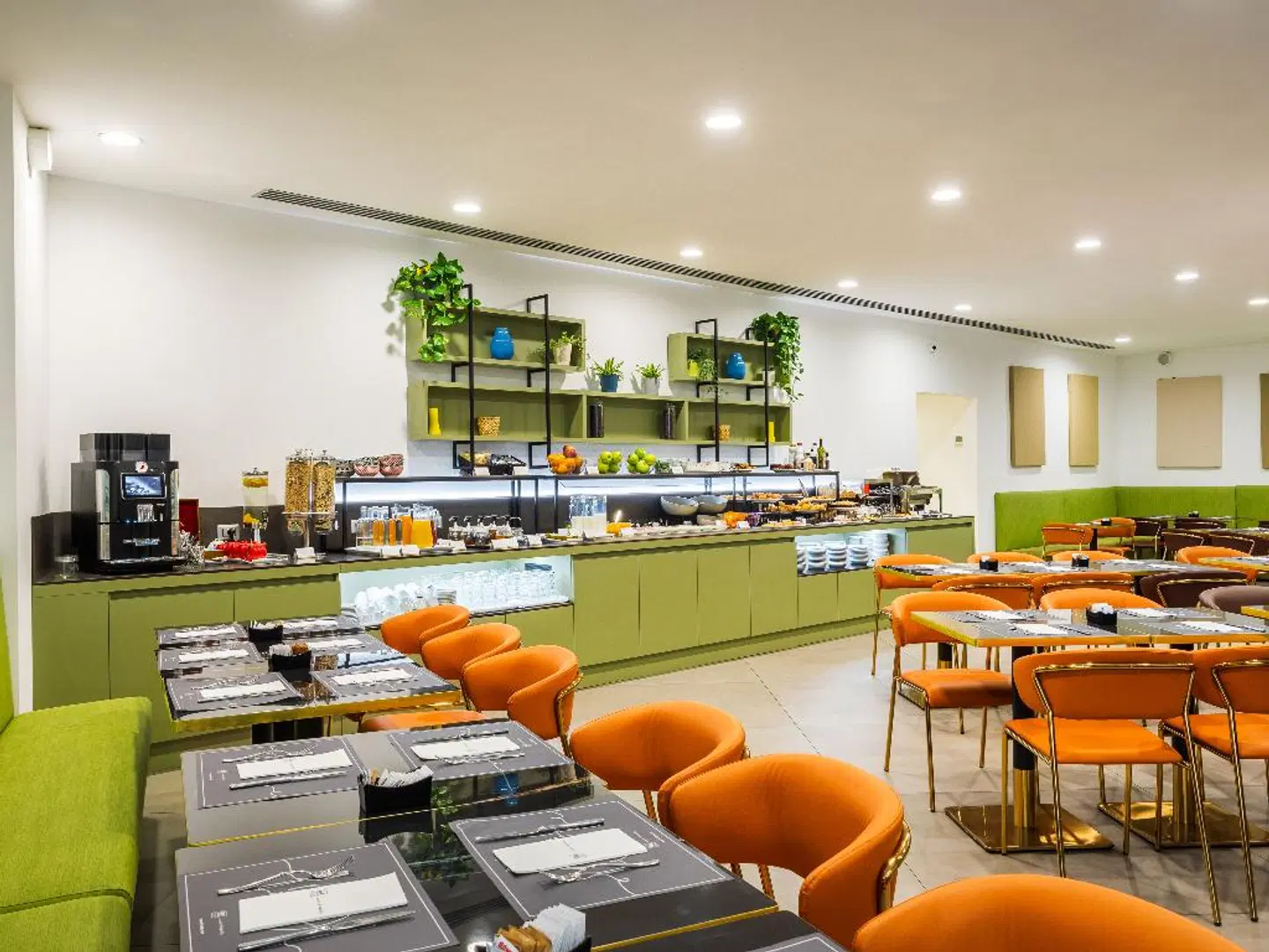 IH Hotels Milano Centrale Bar