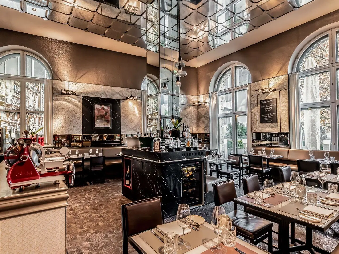 Sofitel Munich Bayerpost Hotel RESTAURANT