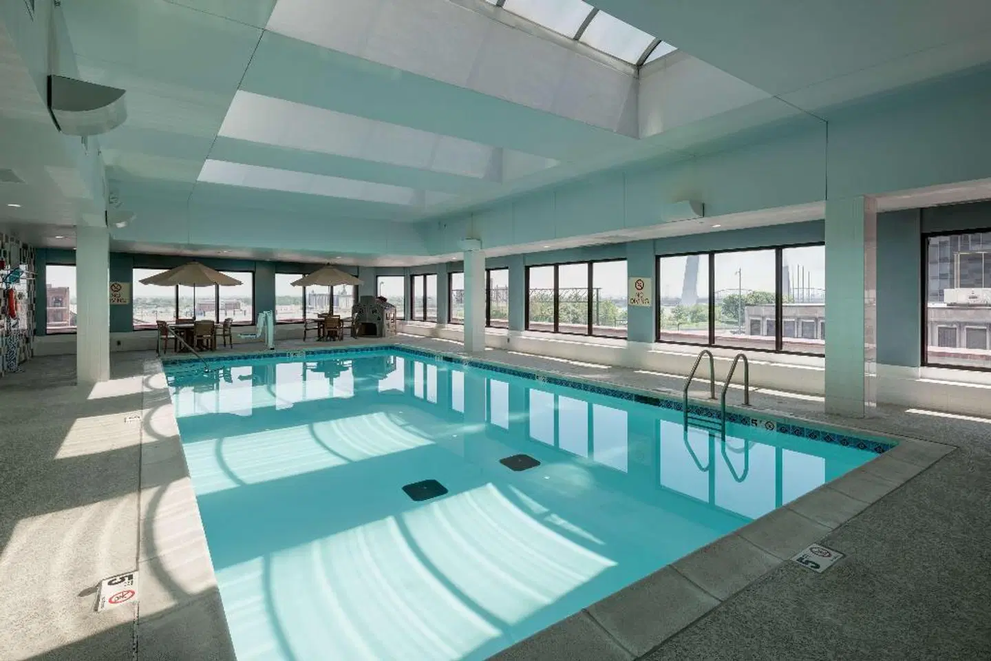 Hampton Inn St. Louis-Downtown (At the Gateway Arch) Hallenbad