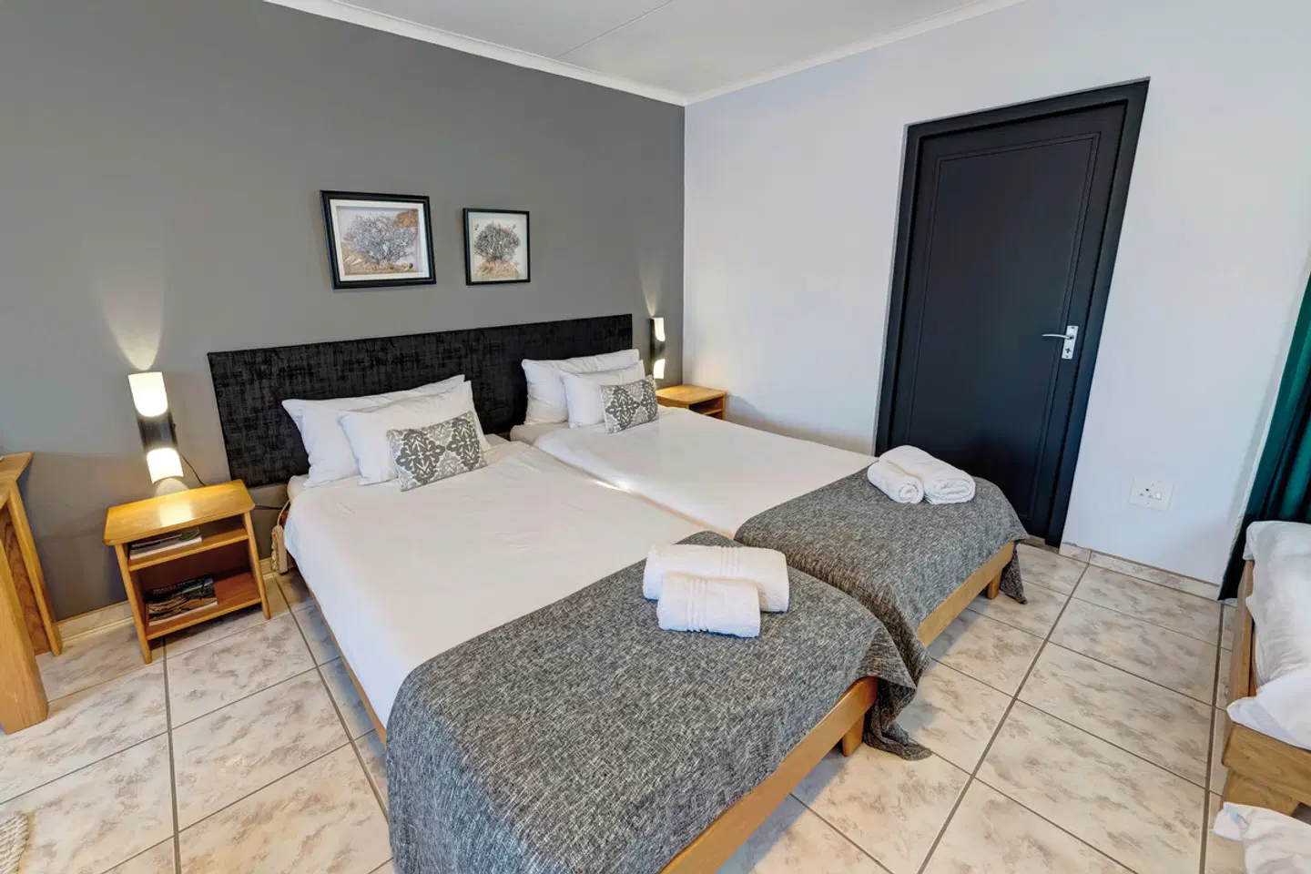 Royal Sea Star Guesthouse ROOM_EXAMPLE