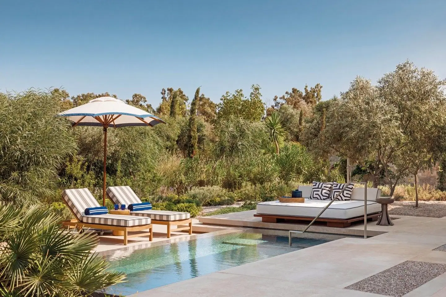 One&Only Aesthesis OUTDOOR_POOL