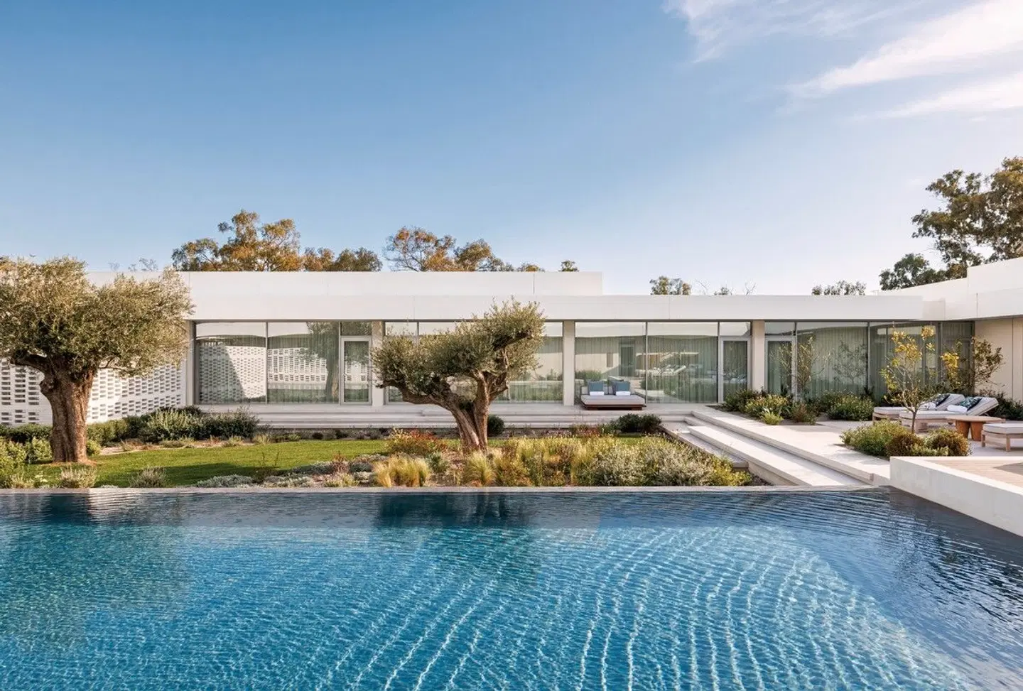 One&Only Aesthesis OUTDOOR_POOL