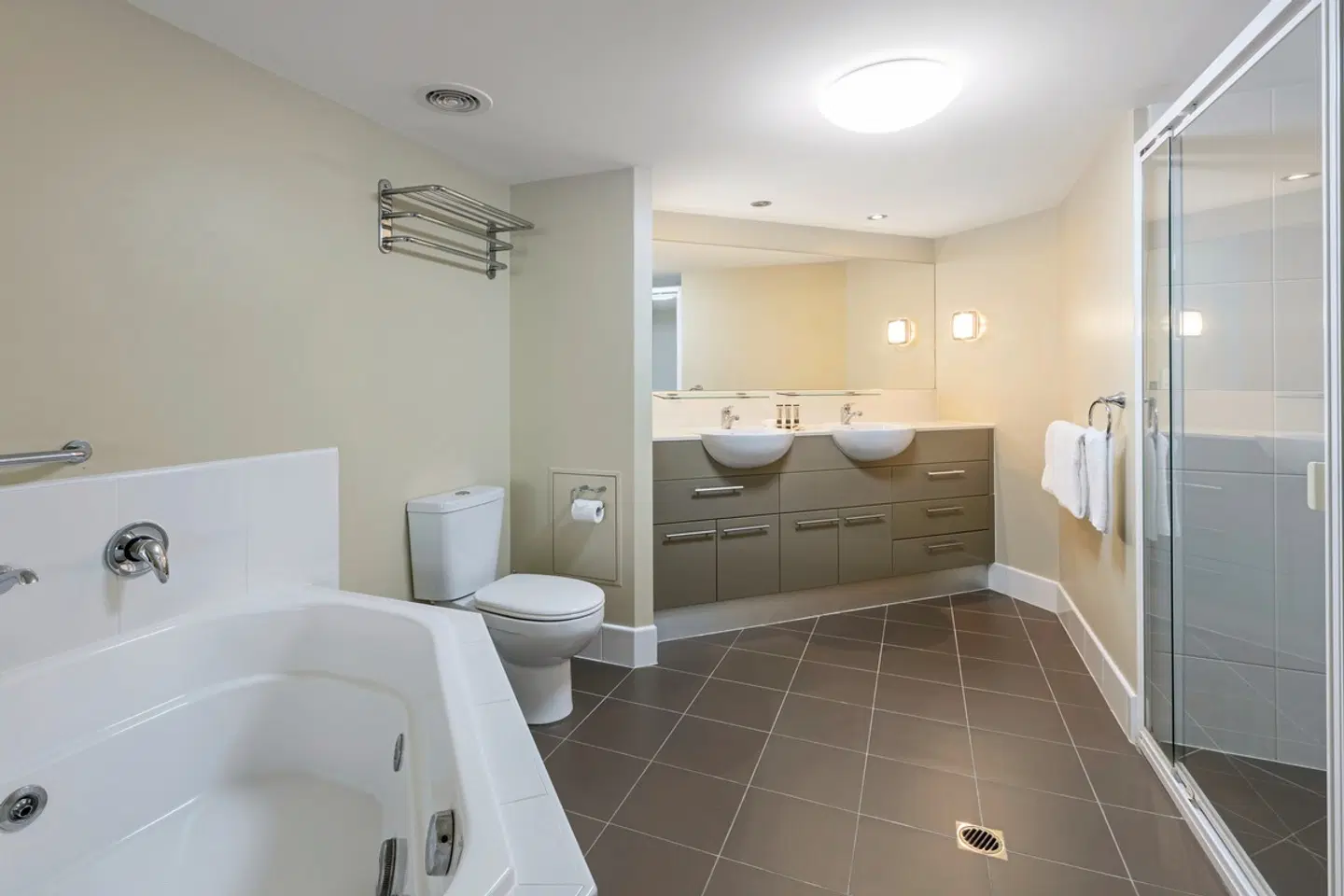 Oaks Hervey Bay Resort & Spa Badezimmer