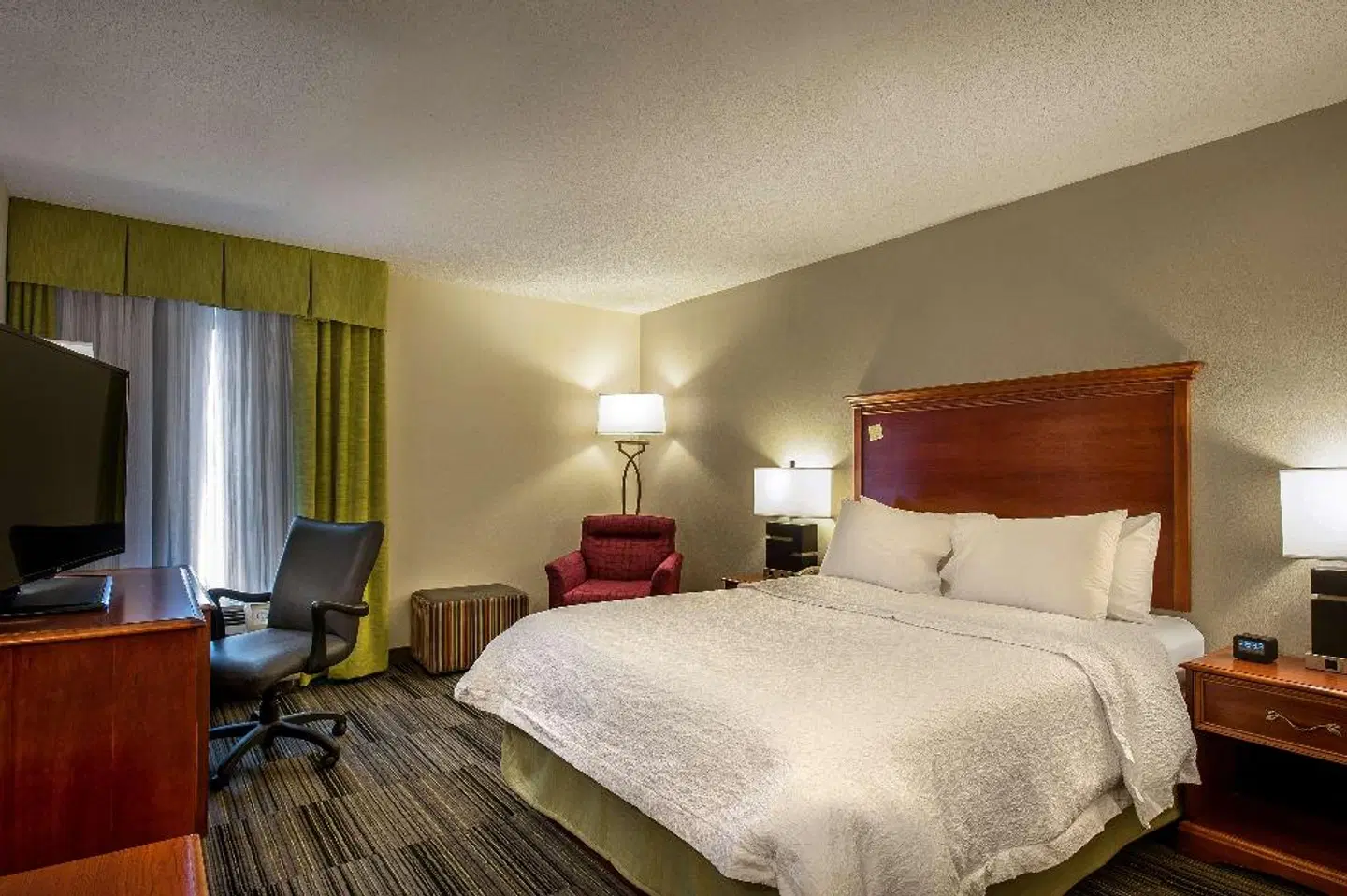 Hampton Inn Bowling Green ROOM_EXAMPLE