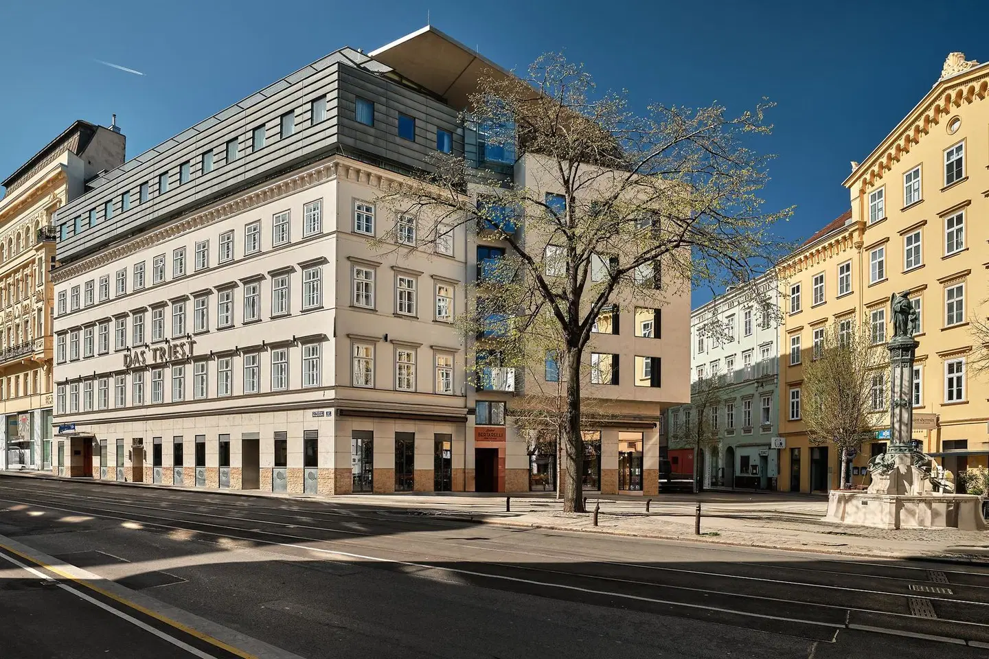 Radisson Blu Das Triest Hotel, Vienna EXTERIOR