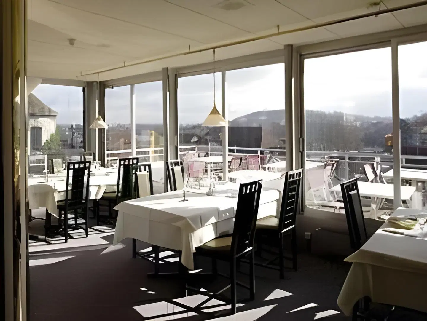 Roter Turm / Tour Rouge Restaurant