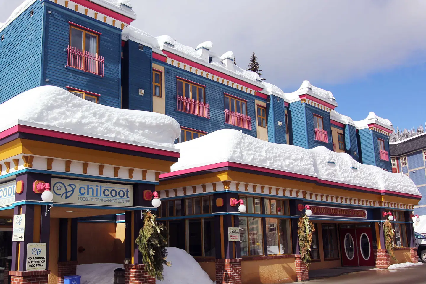 Chilcoot Lodge EXTERIOR