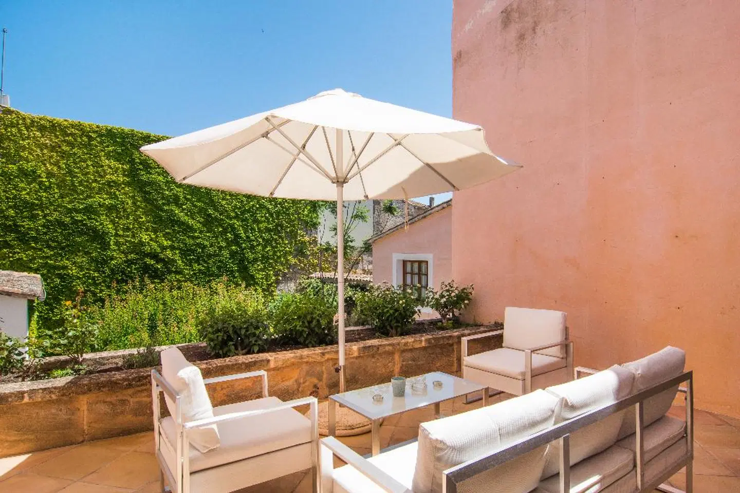 Rural Can Moragues Terrasse