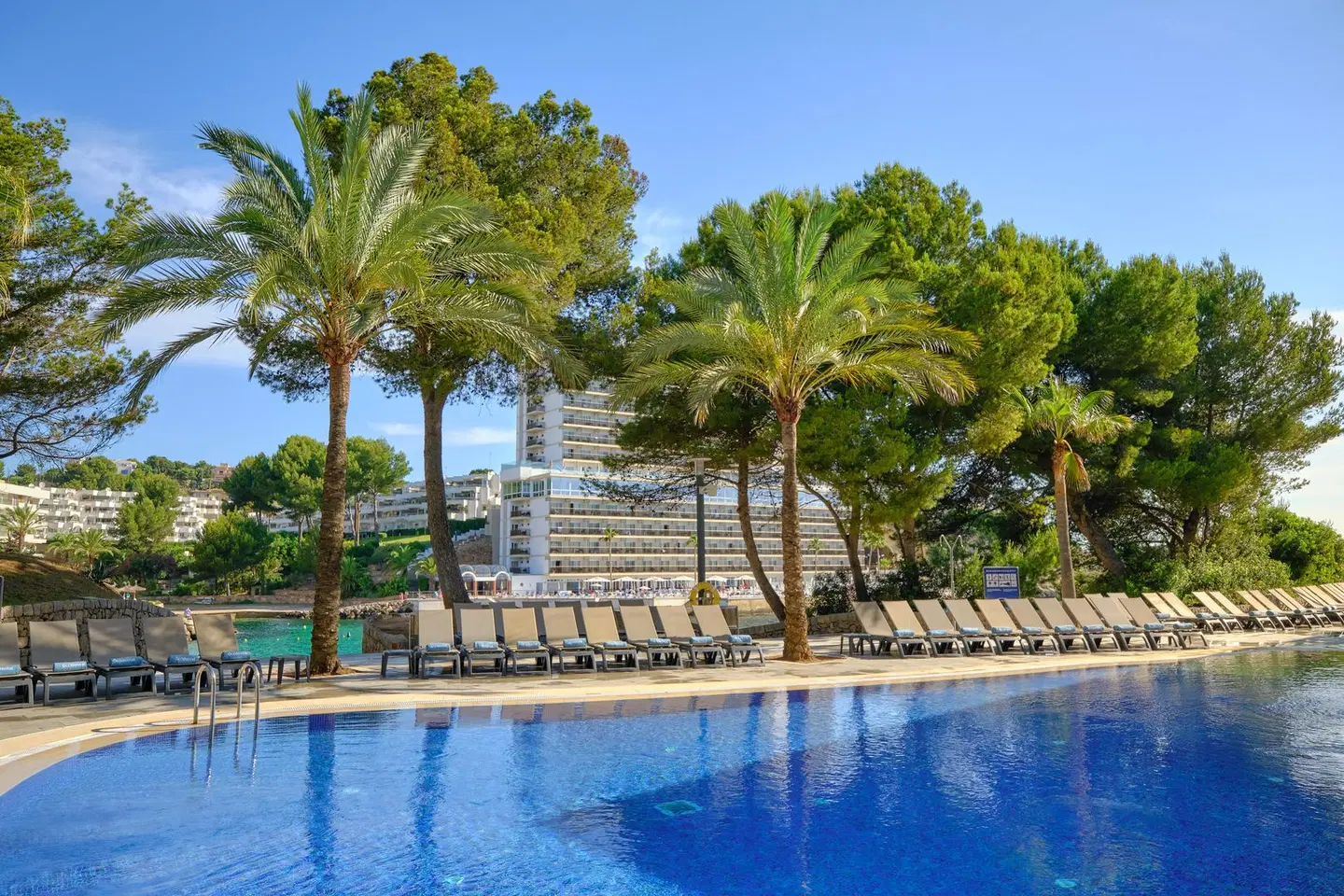 Occidental Cala Viñas OUTDOOR_POOL