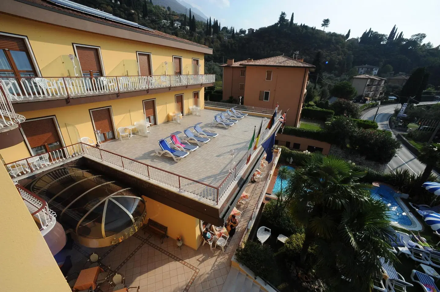 Hotel Cristallo EXTERIOR