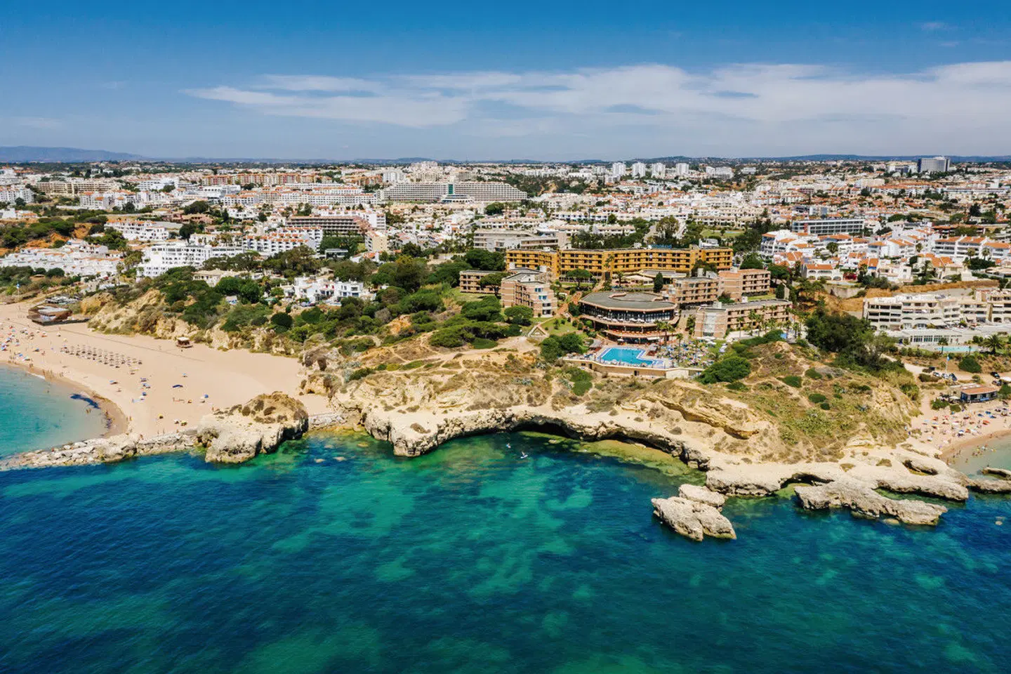 Auramar Beach Resort EXTERIOR