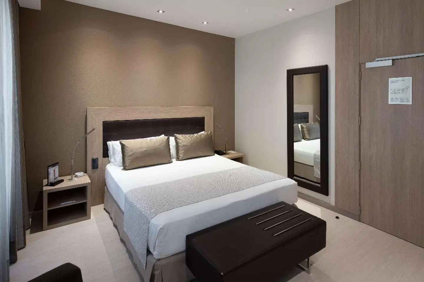 Catalonia Plaza Mayor ROOM_EXAMPLE