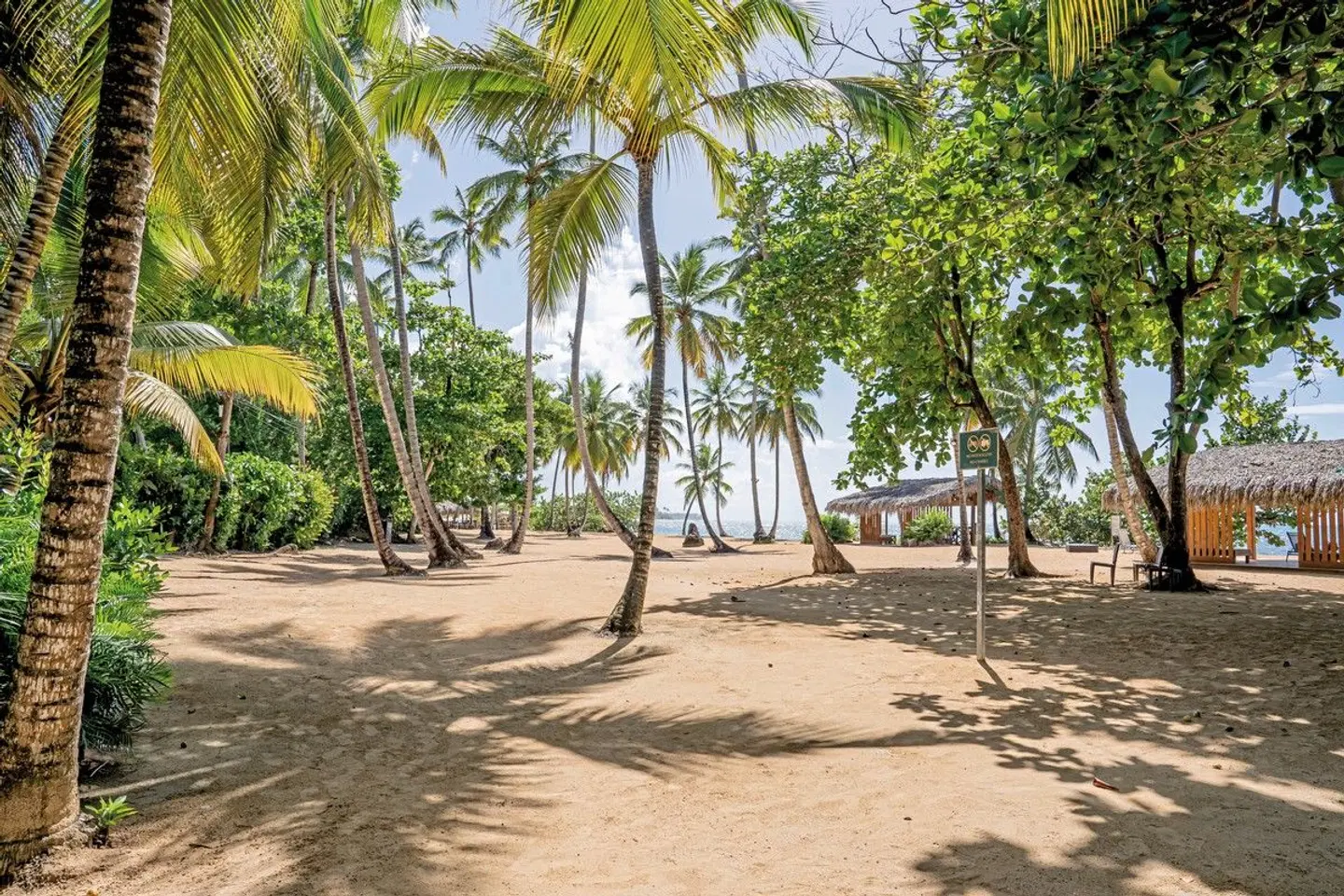 Balcones Del Atlántico Strand