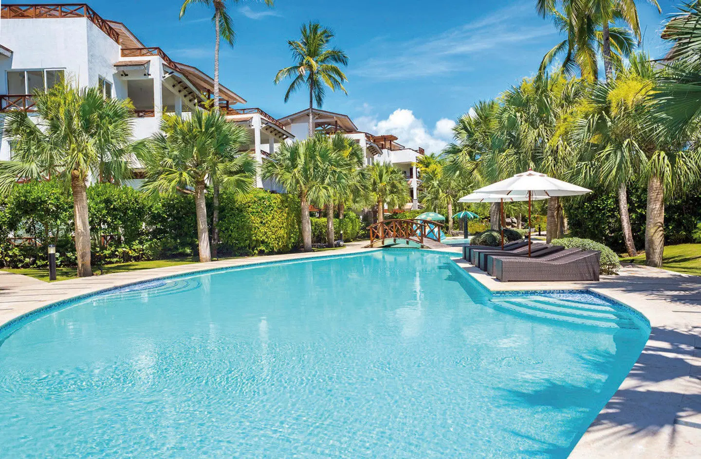 Balcones Del Atlántico OUTDOOR_POOL