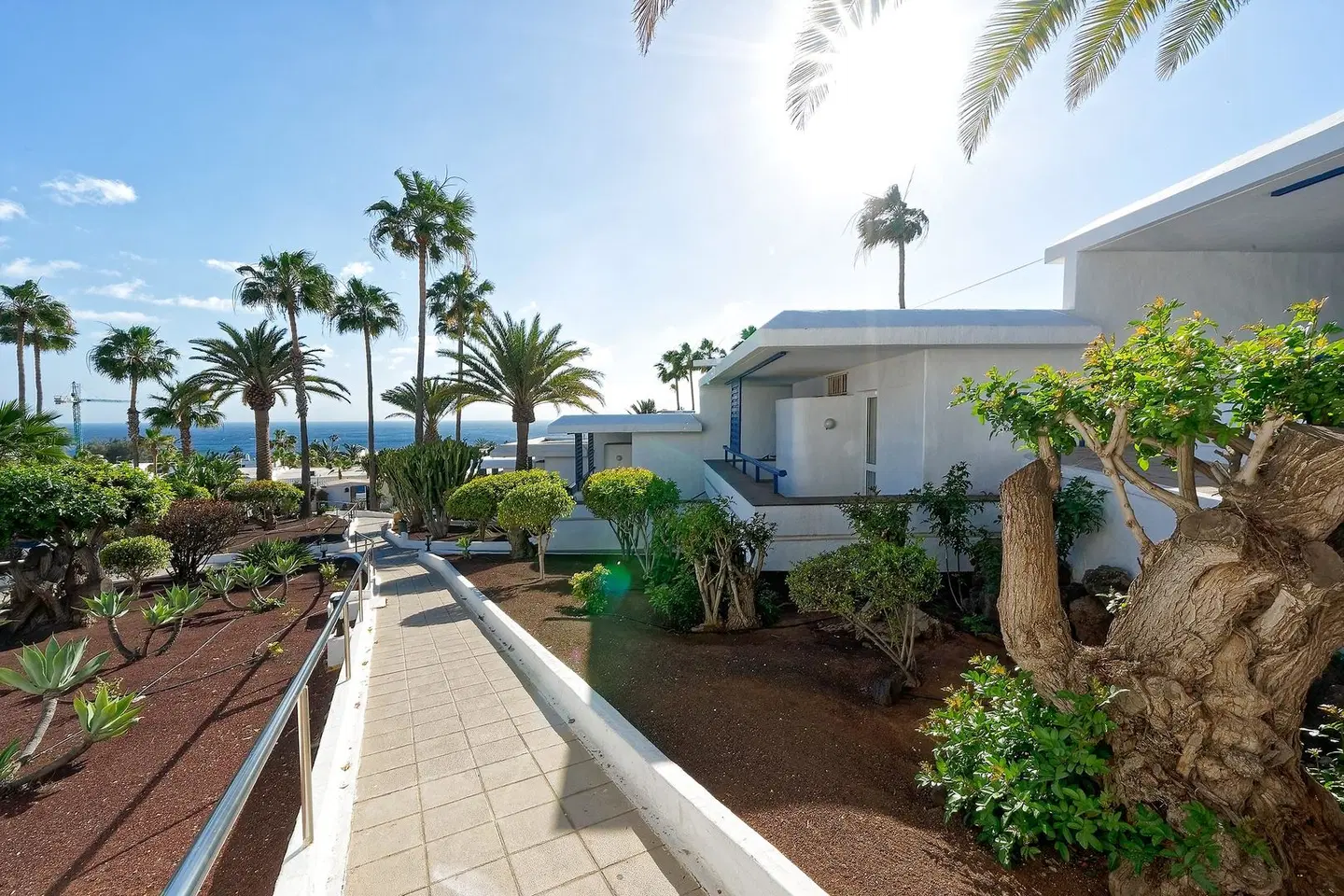 LABRANDA El Dorado Apartments EXTERIOR