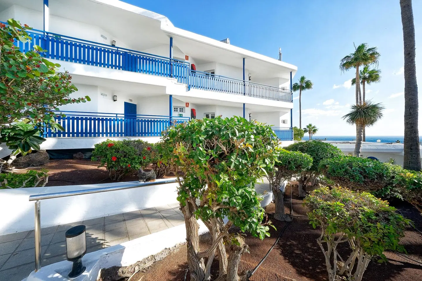 LABRANDA El Dorado Apartments EXTERIOR